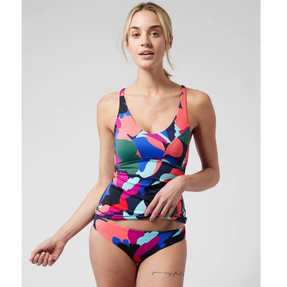 Athleta Triangle Tankini Top A-C // Tossed Floral Dress Blue
